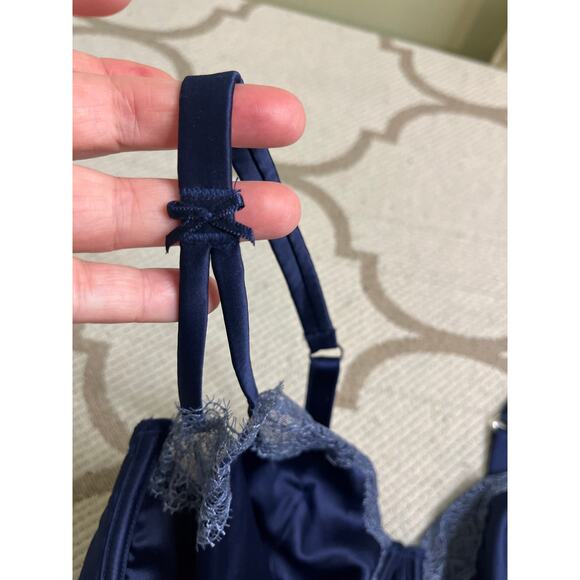 Victoria's Secret Dream Angels Unlined Balconette bra navy blue, size  36 DDD - Picture 7 of 14